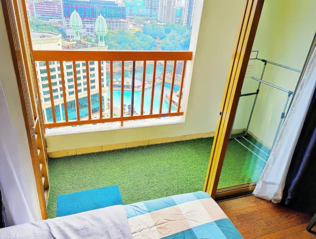 Exclusive Family Suites 5-6 Pax @ Sunway Pyramid Петалинг-Джая Экстерьер фото