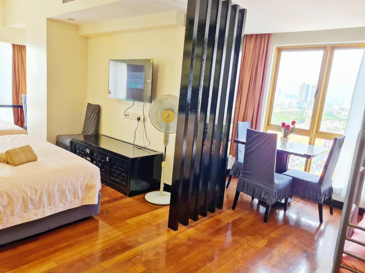 Exclusive Family Suites 5-6 Pax @ Sunway Pyramid Петалинг-Джая Экстерьер фото