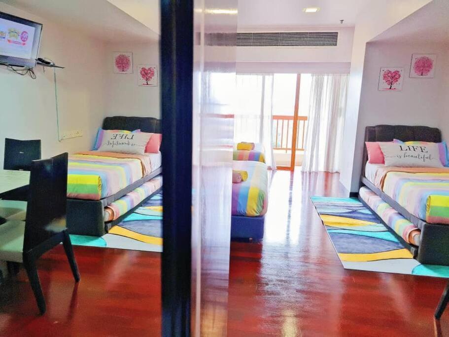 Exclusive Family Suites 5-6 Pax @ Sunway Pyramid Петалинг-Джая Экстерьер фото